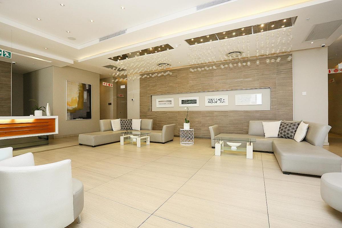 304 Sandton Skye Йоханнесбург Экстерьер фото