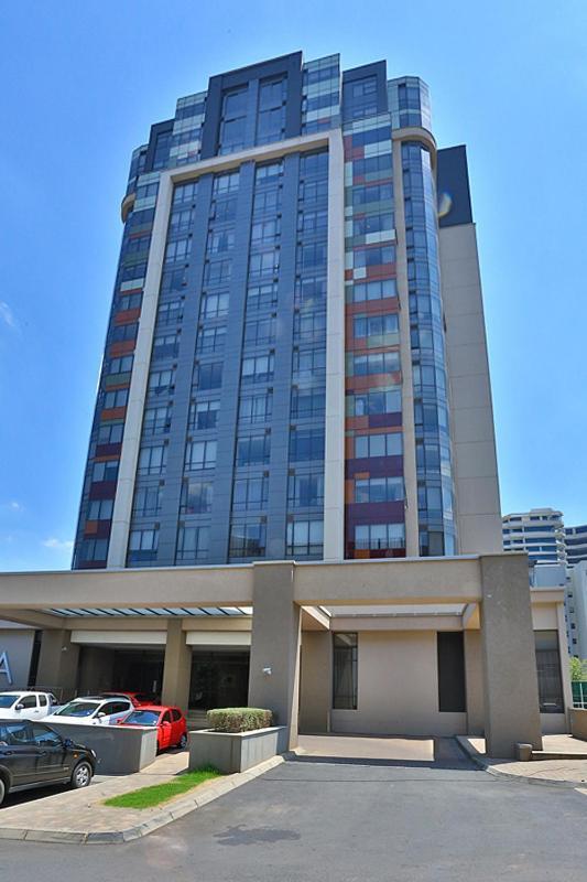 304 Sandton Skye Йоханнесбург Экстерьер фото